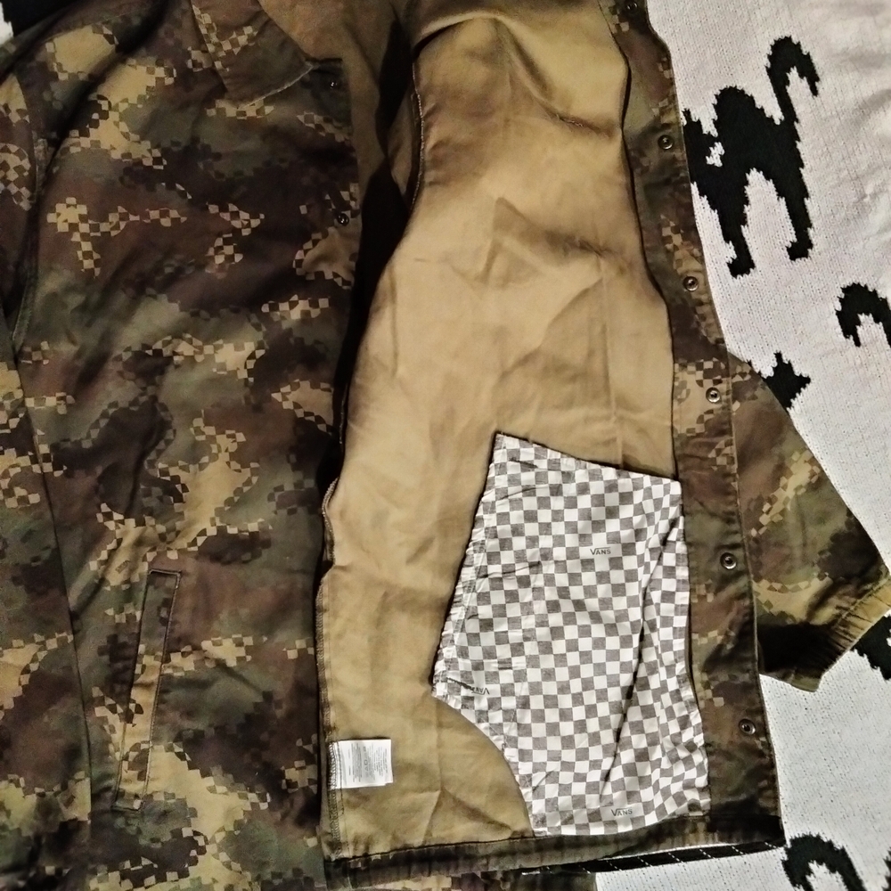 Vans Green Camouflage Jacket View 3
